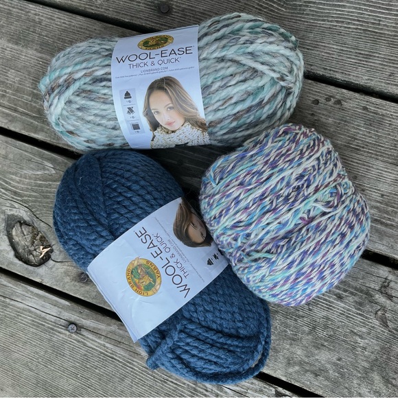 Lion Brand Wool-Ease Thick & Quick Yarn : 2 & 1 Other Unknown Yarn - Picture 1 of 12